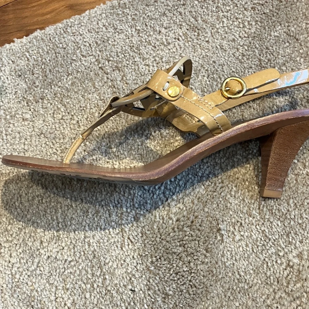Tory Burch Holly Logo Kitten Heels
